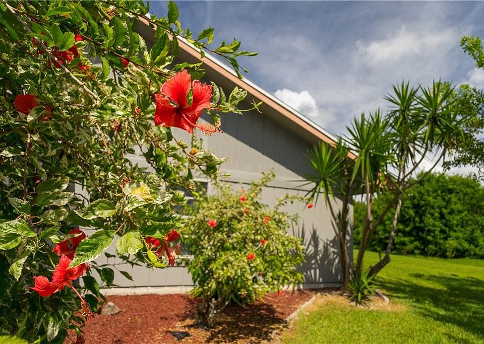 1st image of 4061 NW Cinnamon Cir
