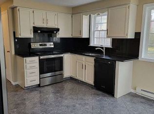 67B Commonwealth Ave, Worcester, MA 01604