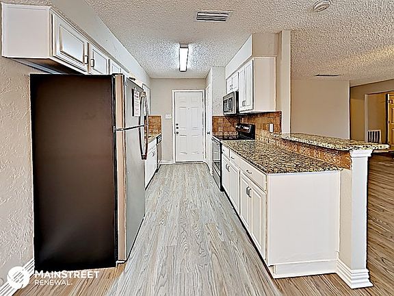 5th image of 1014 Misty Meadow Dr