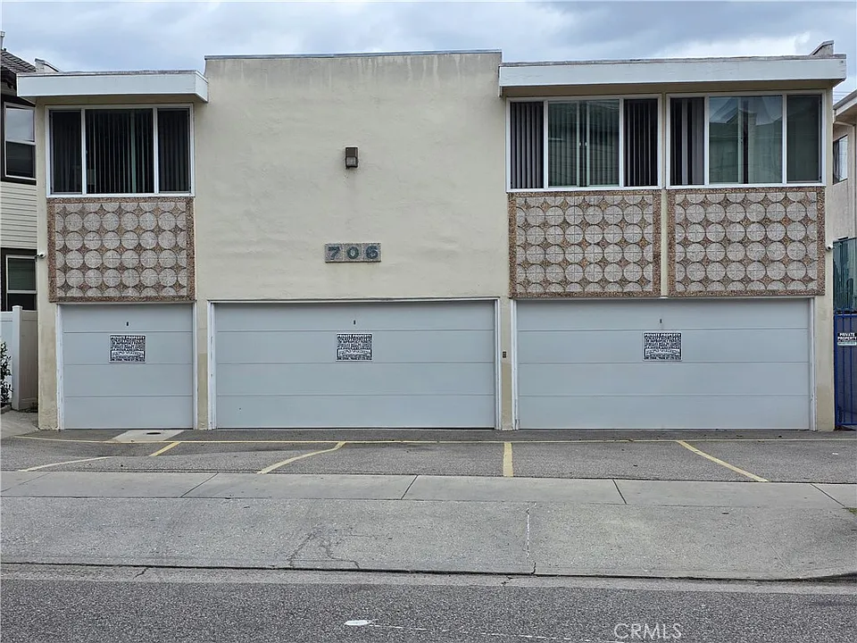 706 E Harvard St #5