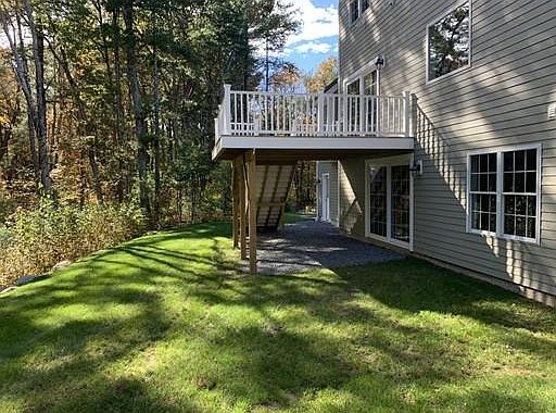 2nd image of 11 Penny Meadow Ln