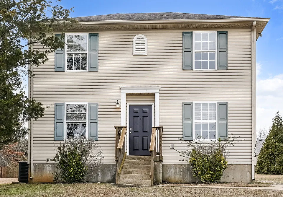1204 Smalls Ct