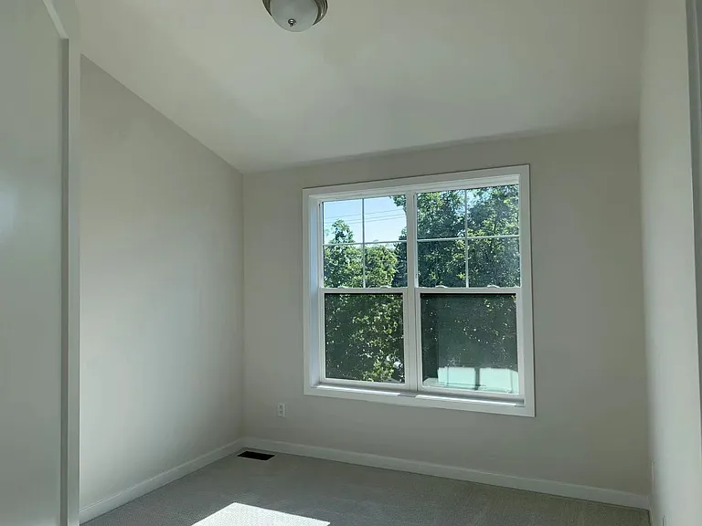 Bedroom level: bedroom #2.