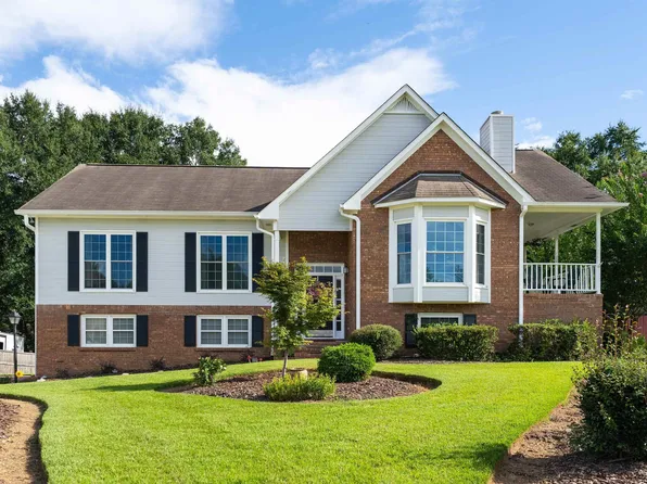 141 Heather Ridge Dr, Pelham, AL 35124