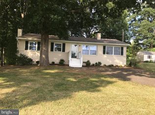 9341 Lees Ridge Rd, Warrenton, VA 20186