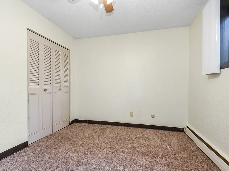 White Bear Terrace — Photo 10