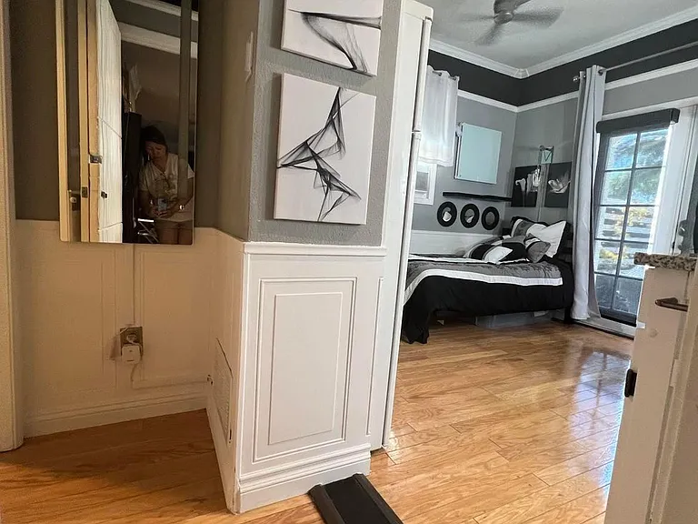 5868 Wilshire Dr #1 — Photo 10
