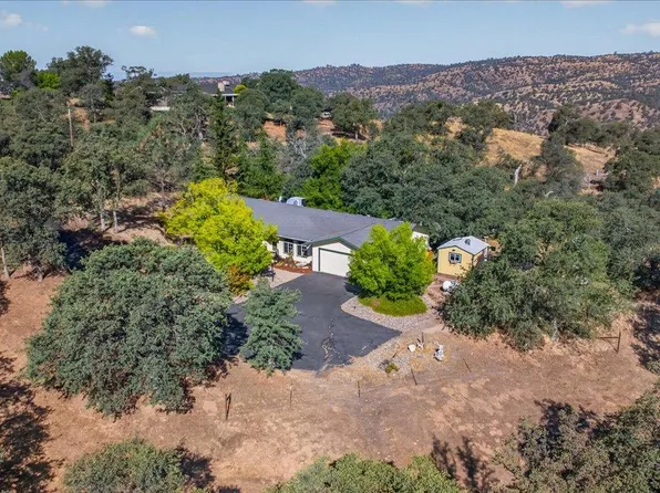 41393 Roaring River Way, Coarsegold, CA 93614