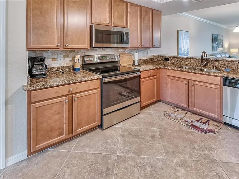 9528 Avellino Way #2515 — Photo 9