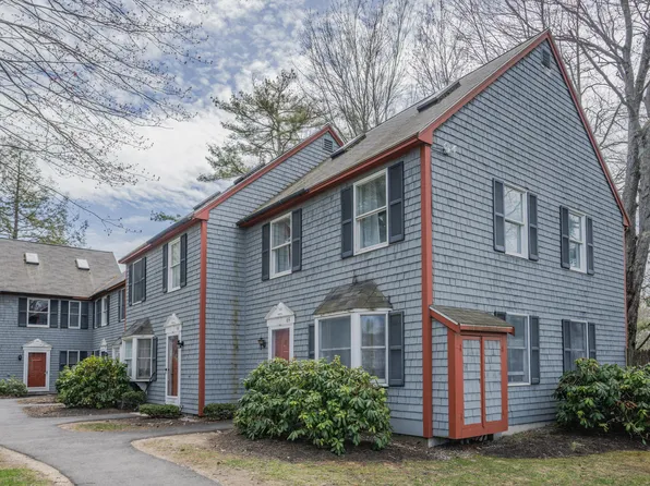 65 Munroe Lane #65, Topsham, ME 04086