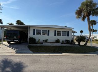 560 Lily Of The Valley Dr, Venice, FL 34293