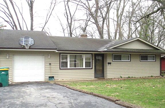 2nd image of 117 Joanne Ln