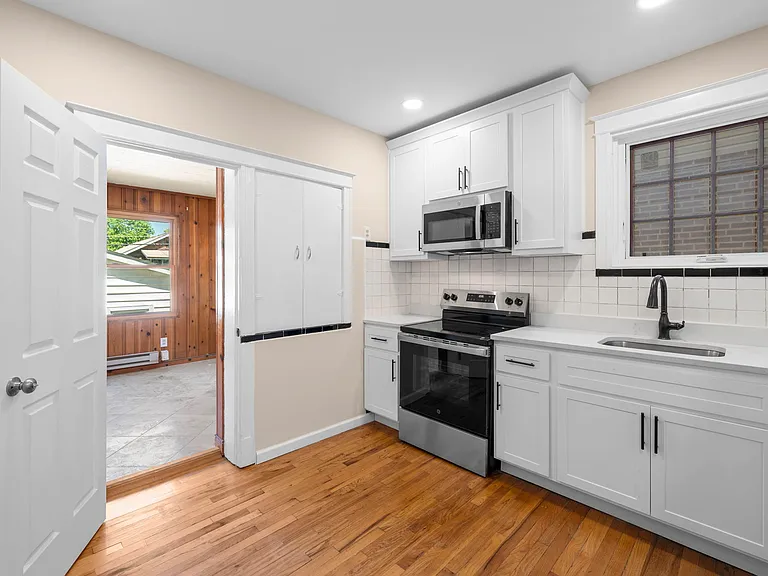5515 Milentz Ave #1F — Photo 15