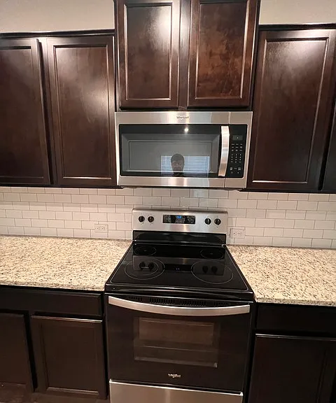 12150 Old Onyx — Photo 4