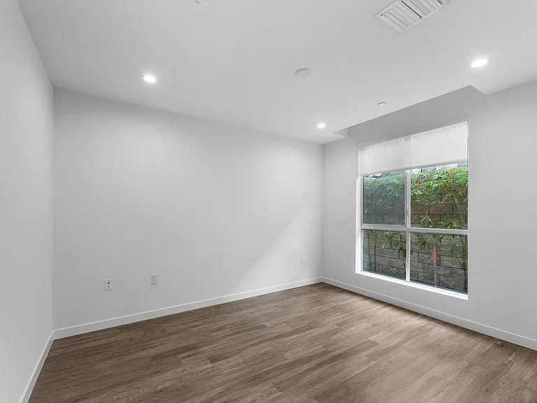 TALA Residences at Sweetzer — Photo 36