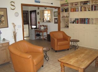 3 Florence Rd, Hampton Bays, NY 11946