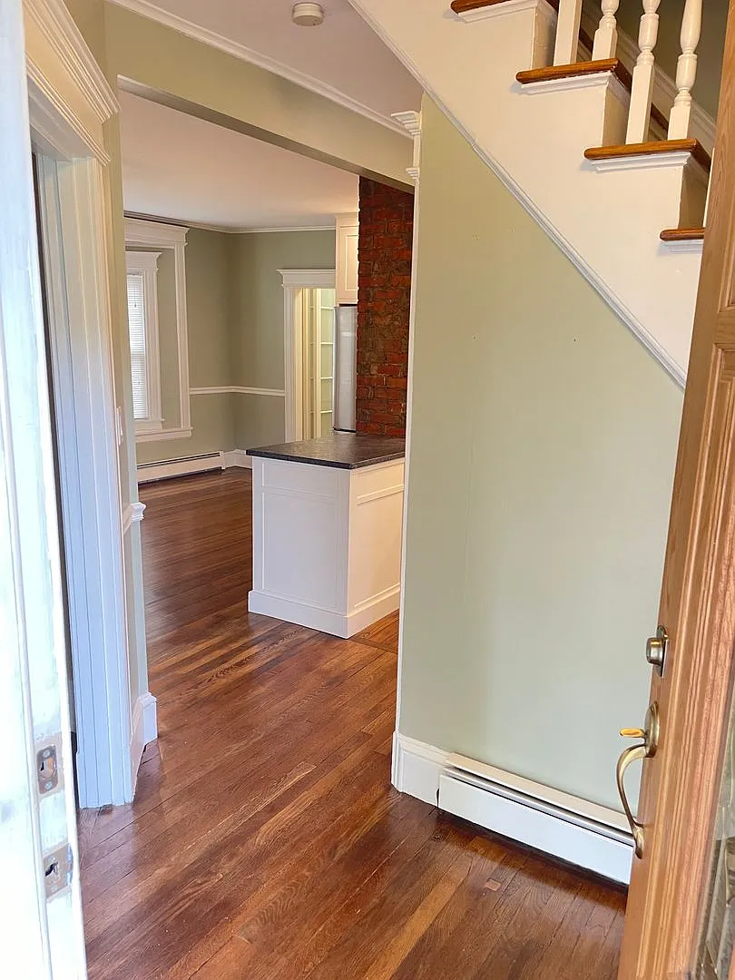 The Whiting Lane Open Porch House — Photo 2