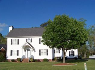 2166 Autumn Dr, Kinston, NC 28501