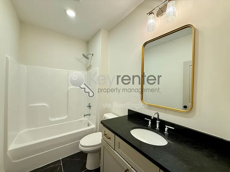 1072 Amelia Ct — Photo 24