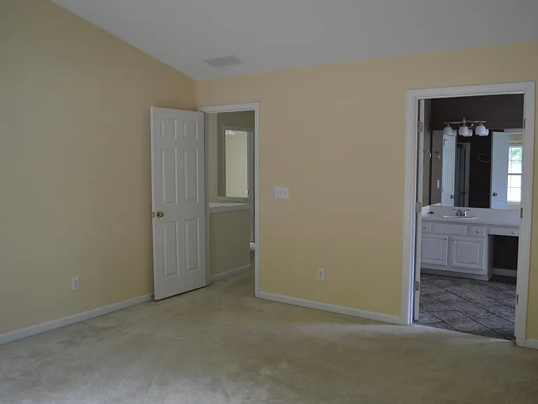 2924 Cottesford Way SE — Photo 20