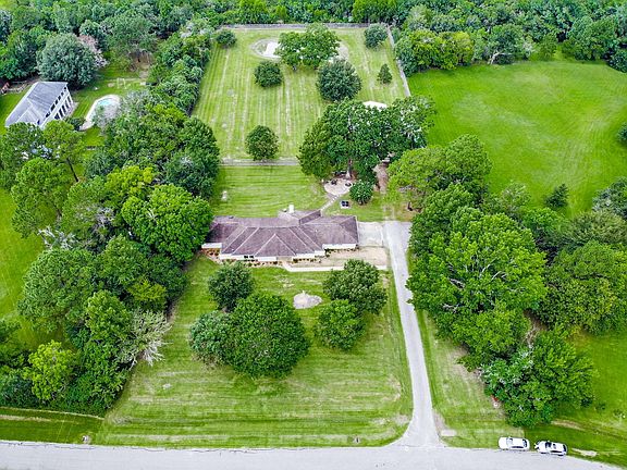 3rd image of 79 El Dorado Dr