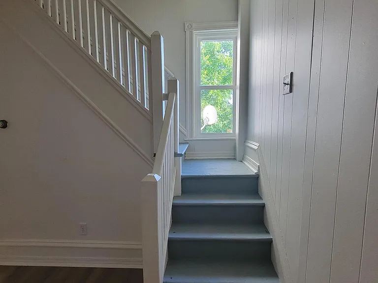 934 W Independence St — Photo 9