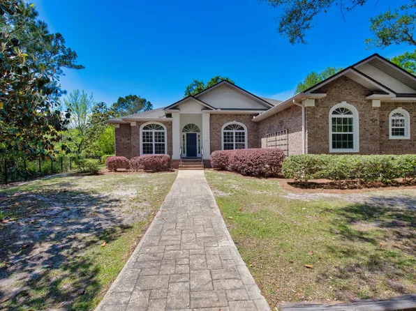 1840 Lagrange Rd, Freeport, FL 32439