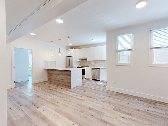 4th image of 2835 Van Ness Ave APT 3