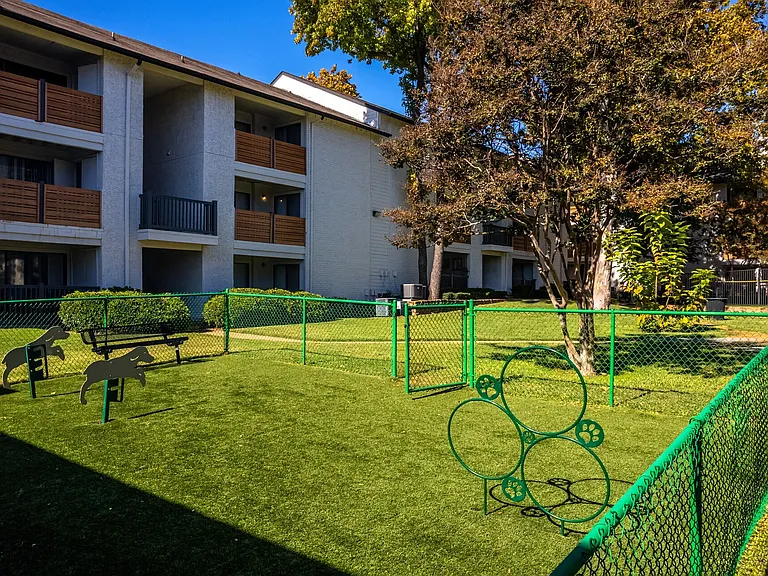 The Emily Apartments at North Dallas — Photo 13