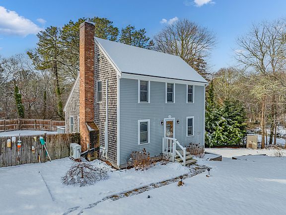 3rd image of 13 Mill Pond Road