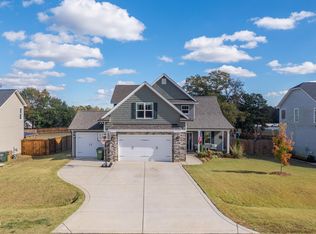 26 Valleydale Dr, Benson, NC 27504