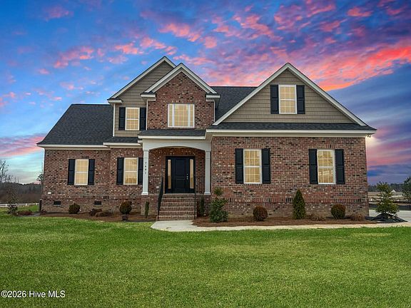 3rd image of 7491 Sweetwater Drive