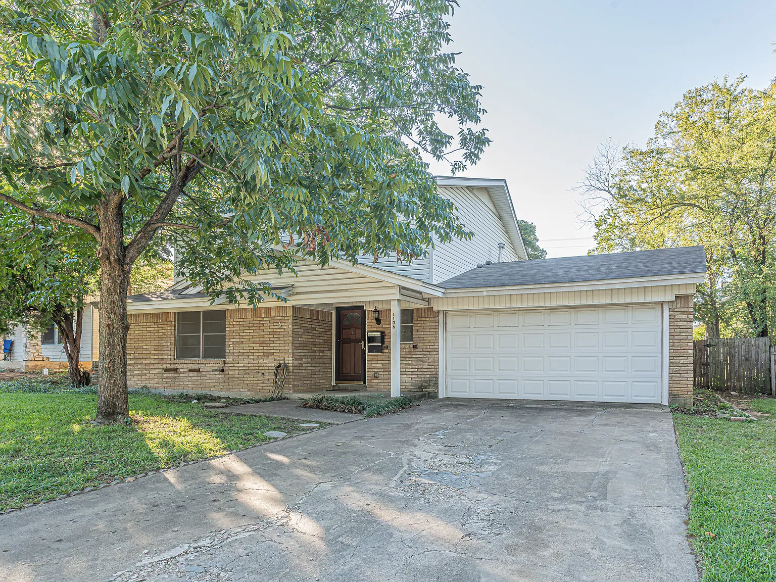 3 bed, 1608 sqft, $1,995 — Photo 1