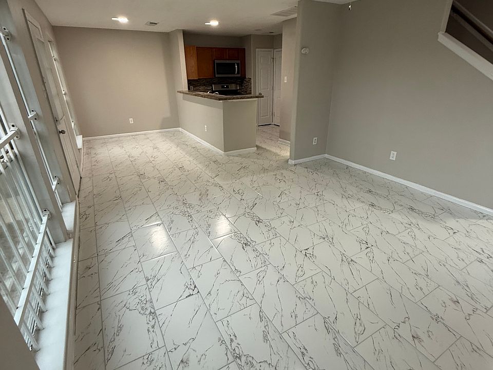 1st image of 839 Richcrest Dr