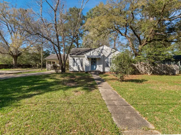 1209 Gill St, Columbia, MS 39429