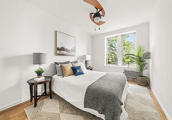 3rd image of 728 41st St #4R
