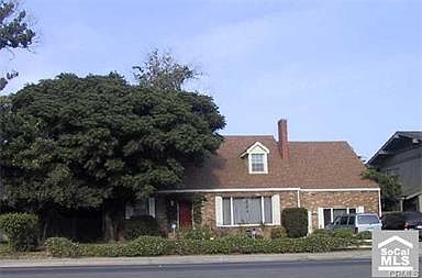 2nd image of 441 N Riverside Ave