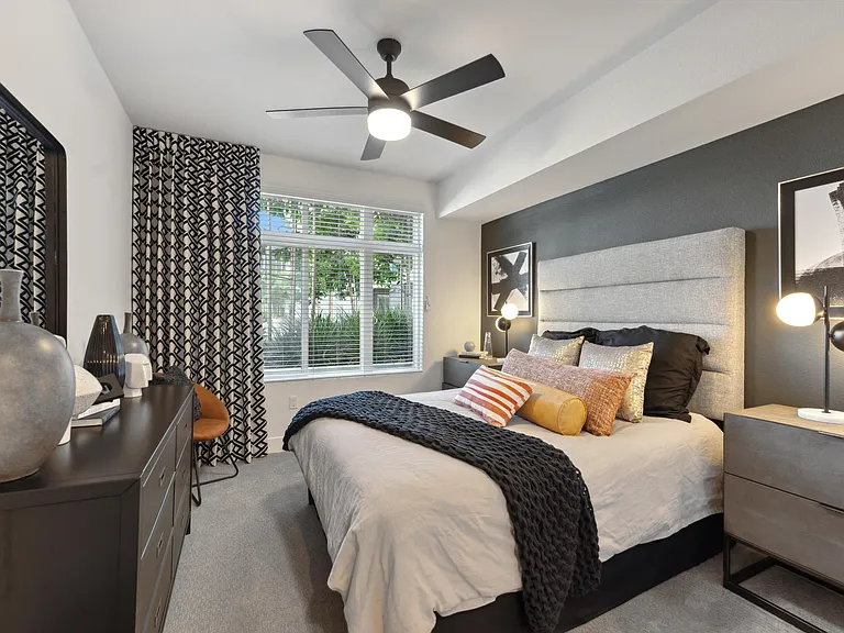 Vive Luxe, San Diego, CA, Bedroom