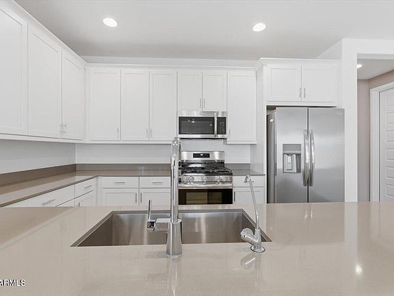 3rd image of 4326 E ENMARK Drive