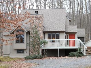 81 Muskegon Cir, Hazle Township, PA 18202