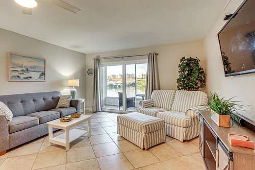 7930 Sun Island Dr S #107 Photo 1 7930 Sun Island Dr S #107 Photo 1