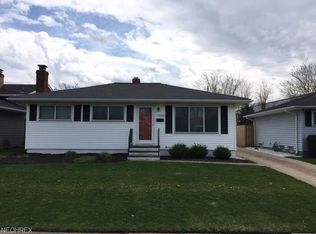 19407 Weyburne Ave, Cleveland, OH 44135