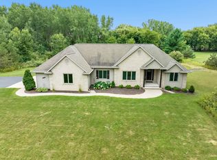 2478 Rocky Way, Suamico, WI 54173