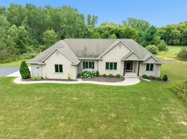 2478 Rocky Way, Suamico, WI 54173