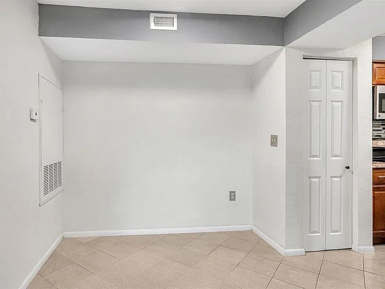3032 Parkway Blvd #201 — Photo 11