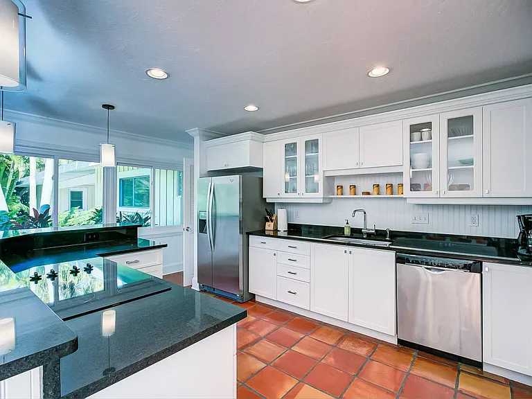 4638 Gleason Ave — Photo 10