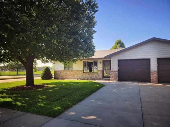 2110 30th Ave Unit 18, Kearney, NE 68845