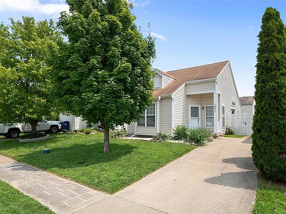 2nd image of 1271 Garden Village Dr