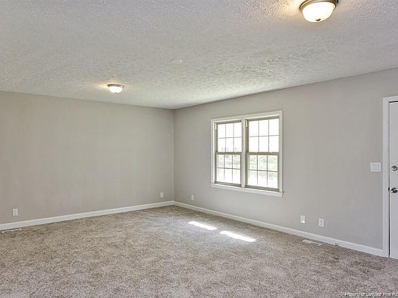 5th image of 203 Glenwood Dr