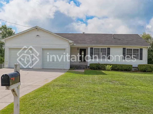 1540 Rose Garden Ln, Loganville, GA 30052